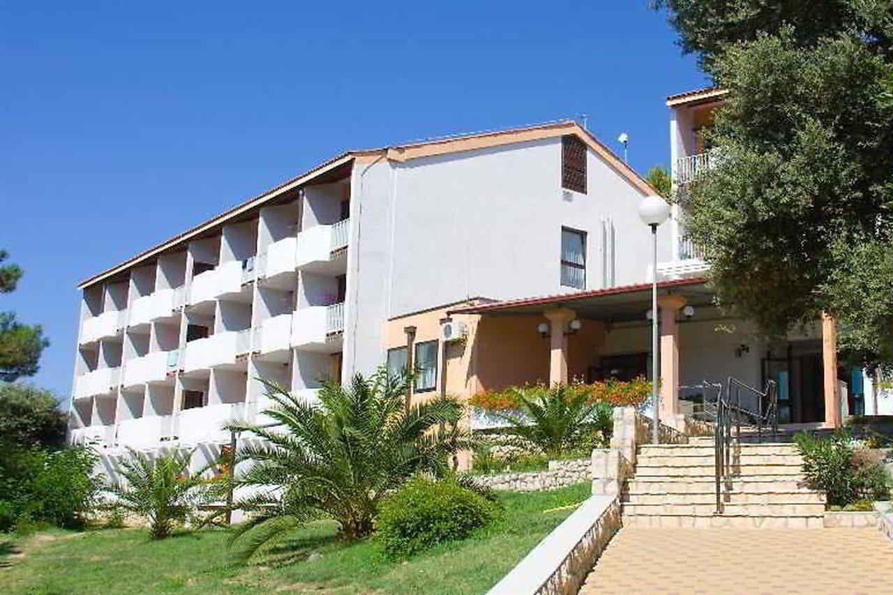Hotel Residence Ac San Marino Lopar Buitenkant foto